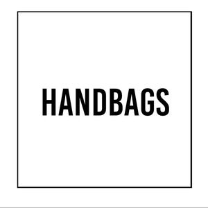 Handbags ⬇️ @anniemedina 🌻